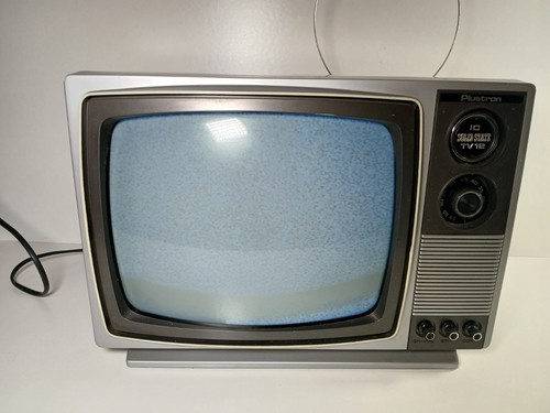 Vintage inch crt tv - 12,