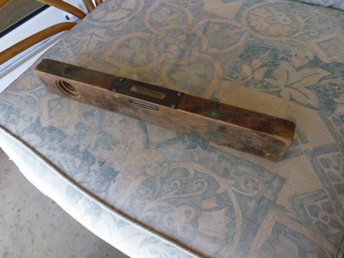 Very vintage spirit level - spirit, no