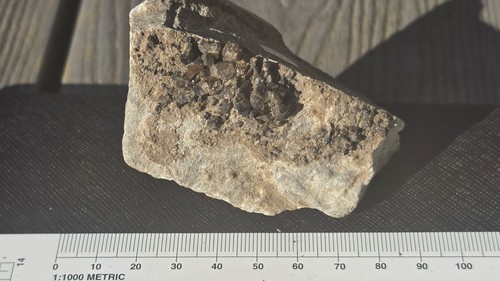 7cm cassiterite white - 7cm,