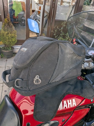 Tank bag magnetic attachment - bag,