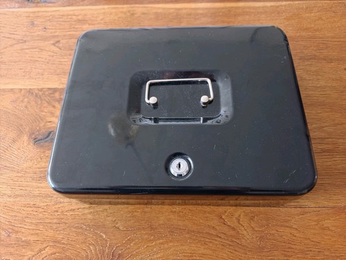 Large lockable metal cash - large,