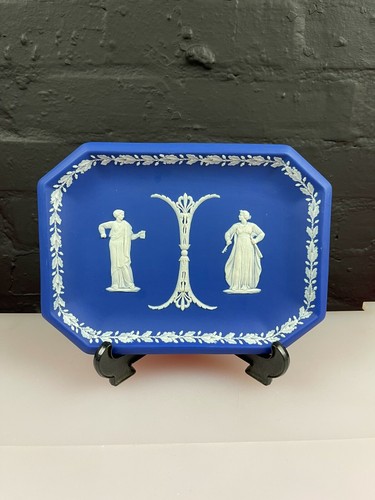 Rare dark blue wedgwood jasper - dark,