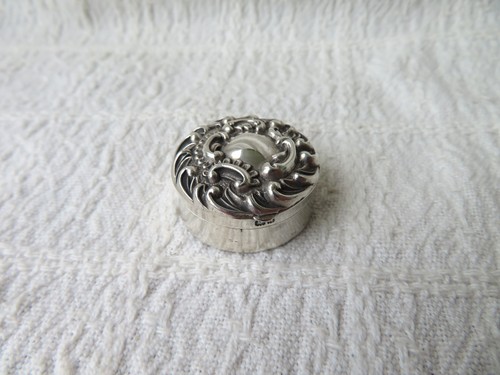 Antique silver small pill - silver,, /