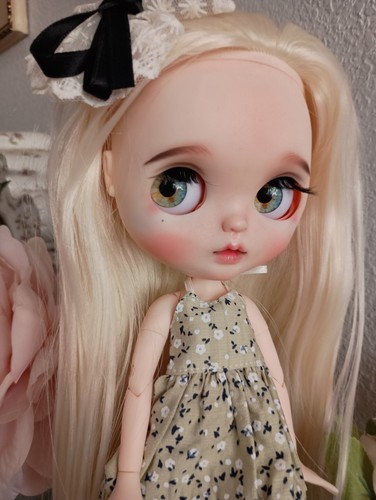 Custom blythe doll - doll, ooak