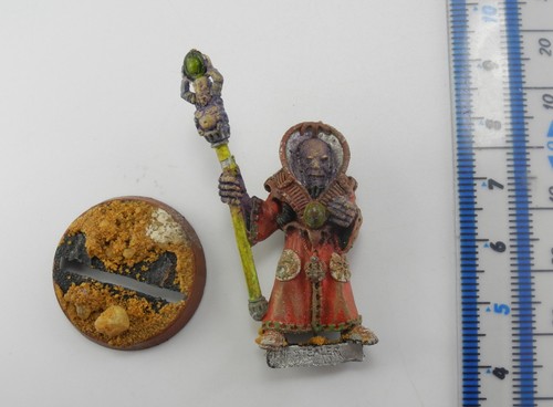 Genestealer hybrid magus metal - genestealer,