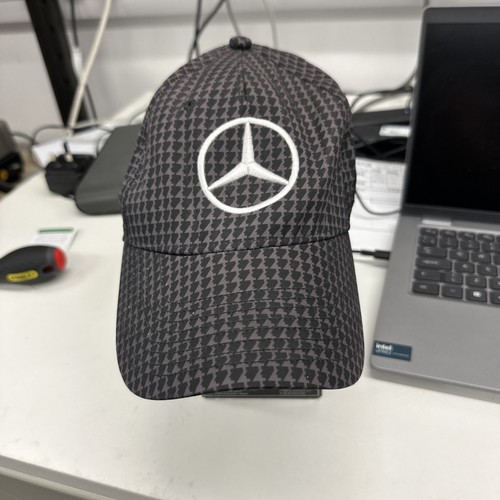 Mercedes amg petronas team - amg,