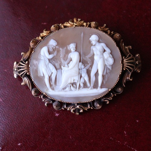 Antique shell cameo brooch - shell,