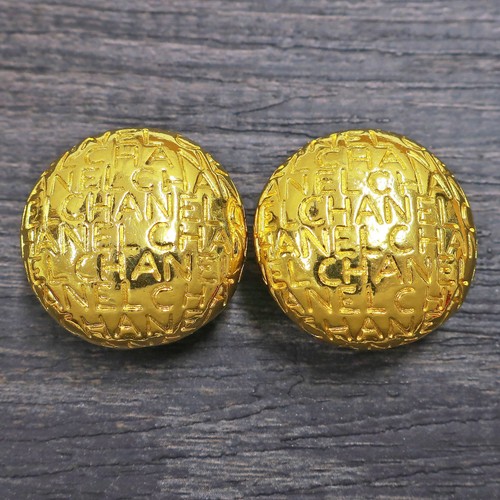 Chanel gold plated logo - cc,