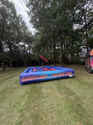 Gladiator duel inflatable - gladiator,