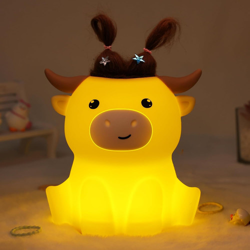 Highland cow squishy night - highland,