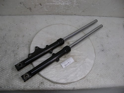 Yamaha ybr 125 - front, forks