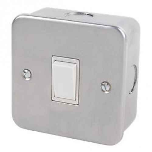 Metal clad switches gang - metal,