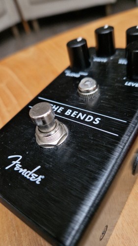 Fender the bends compressor - fender,