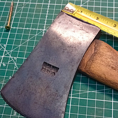 Gilpin hatchet axe military - axe,