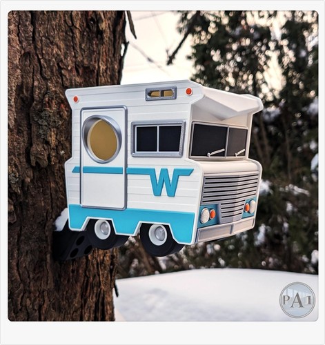 Vintage birdhouse 3d - rv,