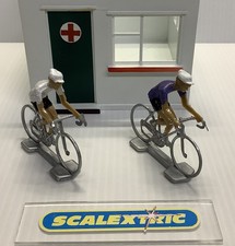 B.. 2 x CYCLISTS (White &