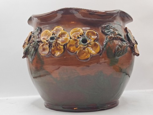 Large longpark pottery - longpark,