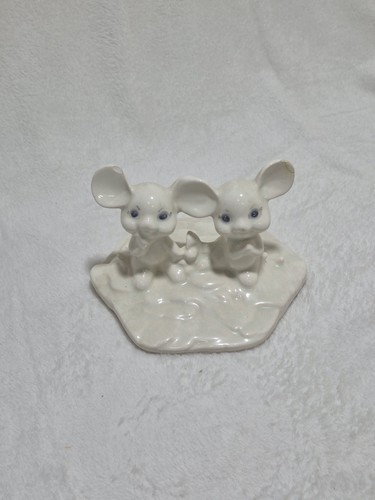 Vintage clumping ware - clumping,