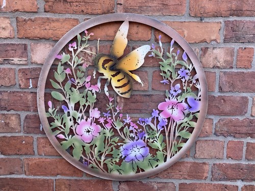 Coloured metal bee flowers - bee, /