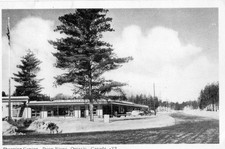 CANADA - SHOPPING  CENTRE -