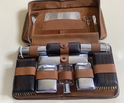 Vintage men grooming kit in - grooming,