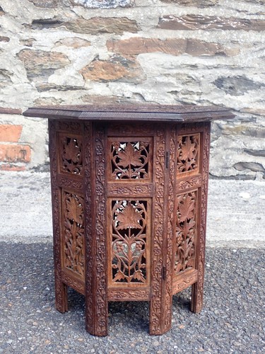 Octagonal folding indian - folding,
