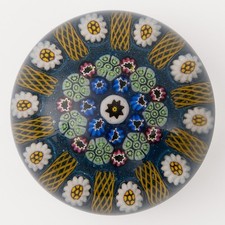 Paul Ysart Paperweight Close