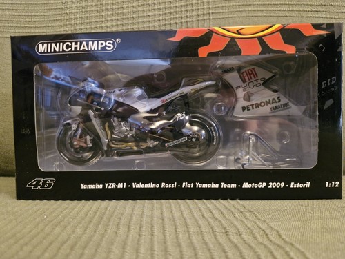 Minichamps yamaha yzr m1 - minichamps, yzr-m1