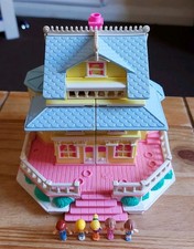 Vintage Polly Pocket Clubhouse