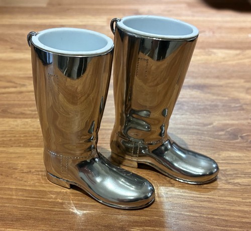 Spirit measures pair - spirit, of