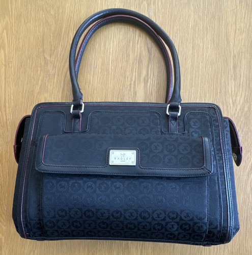 Radley london black monogram - london,
