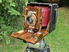 Sanderson hand and stand