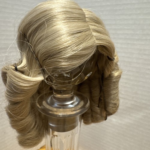 Blonde baby doll - blonde,