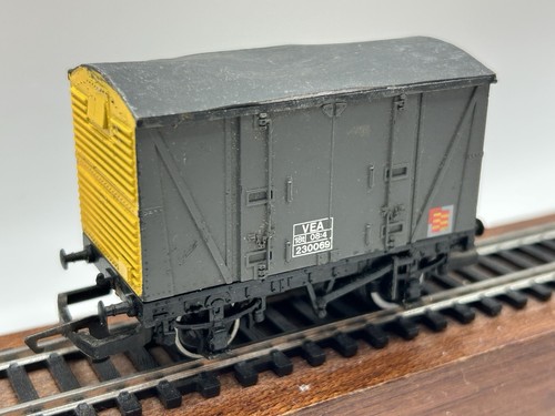 Hornby grey yellow - br,