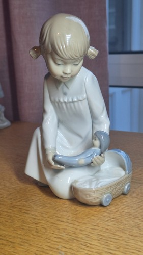 Nao lladro girl with - nao, doll