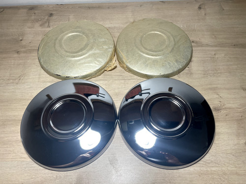 Nos original set hubcaps - nos,