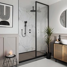 Multipanel Linda Barker