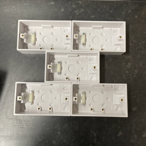 Surface mounted 35mm - 5, x