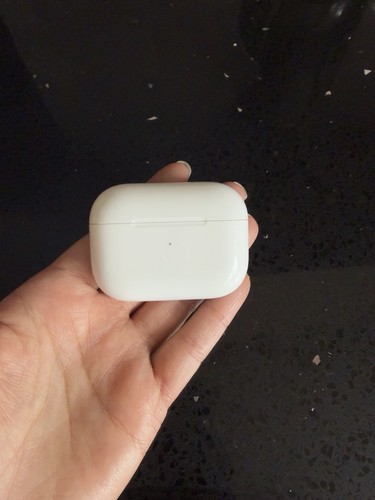 Apple airpods pro 1st - apple,