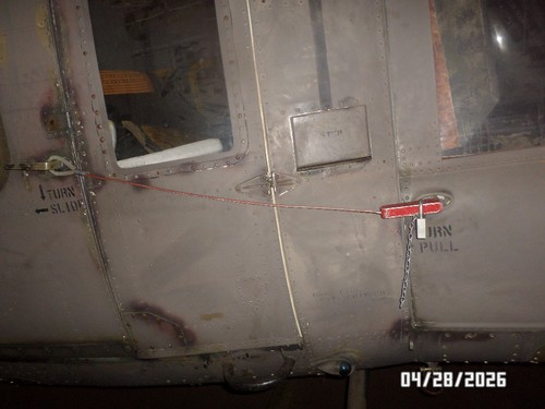 Bell huey door - uh-1h, lock