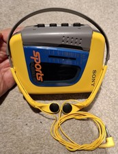 VINTAGE SPORT SONY WALKMAN WM-FS191 ORIGINAL HEADPHONES MDR-W14 FULLY WORKING