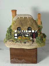 LILLIPUT LANE COTTAGES MARIGOLD MEADOW - GOOD CONDITION