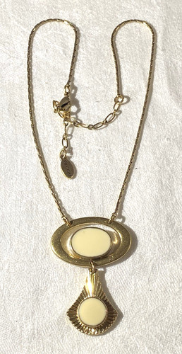 Signed pilgrim necklace - signed,
