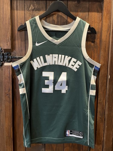 Nike milwaukee bucks - milwaukee, giannis