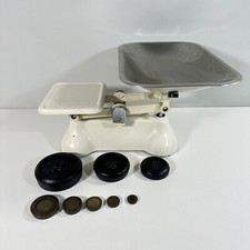 Vintage 1960's Fereday Weylux 'The Queen' Kitchen Scales with Weights Set Cream