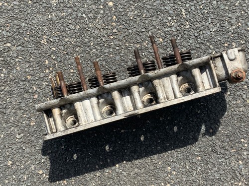 Reliant regal cylinder head - cylinder,