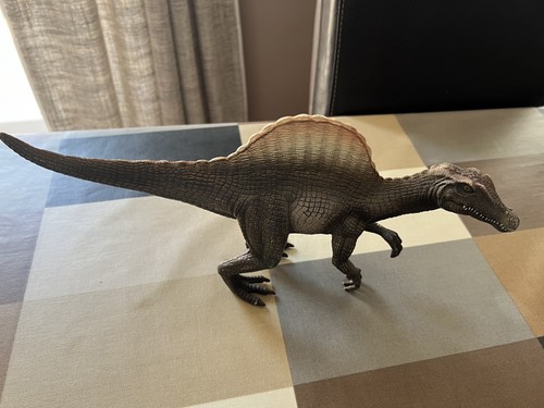Schleich spinosaurus dinosaur - spinosaurus,