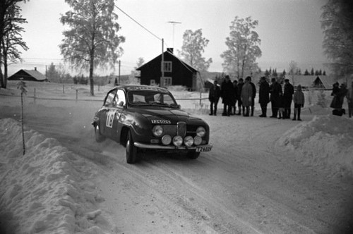 Saab 1968 rally car - v4,