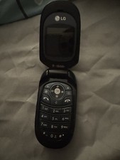 LG KG225 Flip Mobile Phone