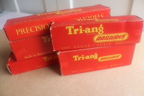 Five triang model railway - five,